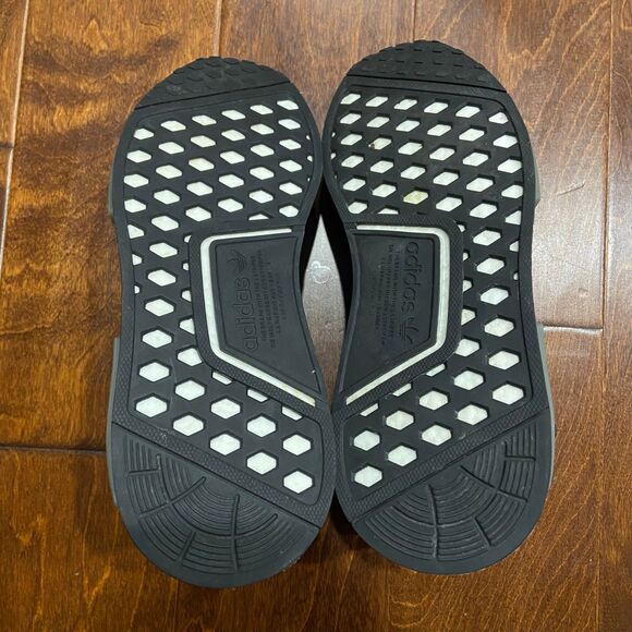 Adidas Gray and Black Modern Sneakers - Picture 10 of 10